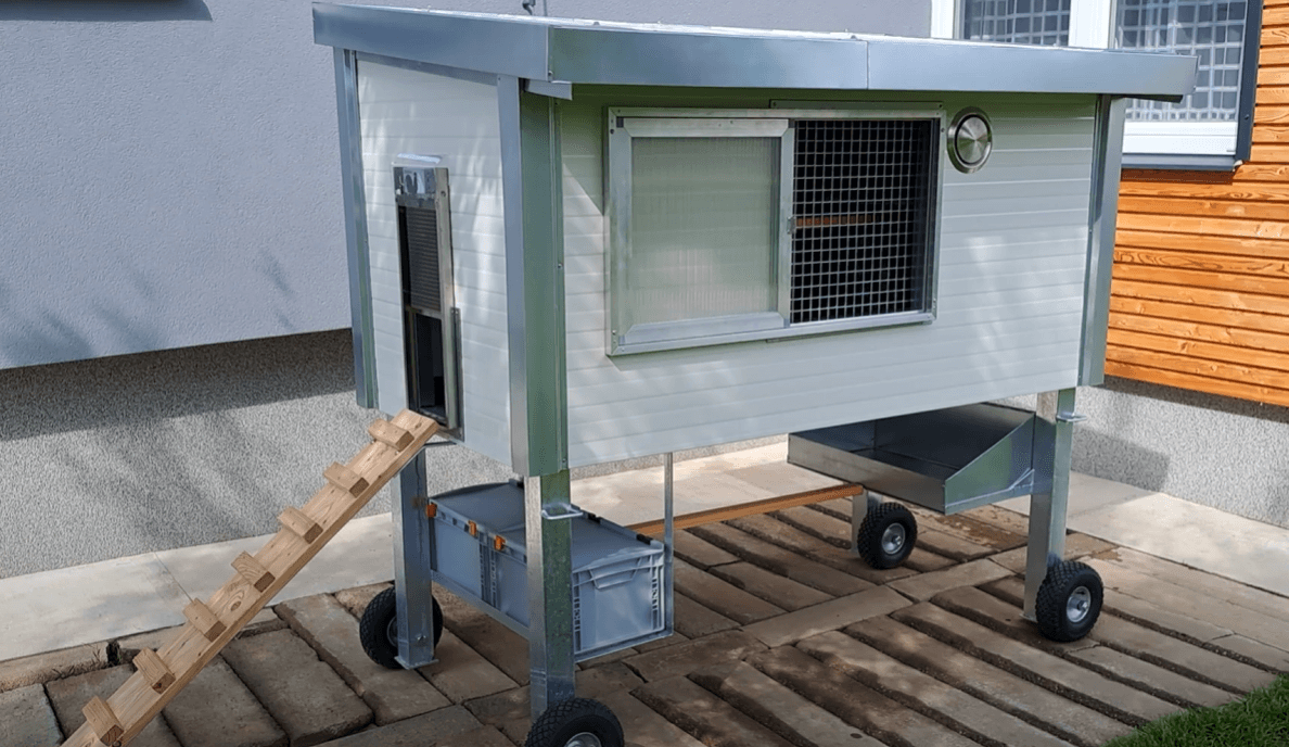 Interaktivní pohled na kurník